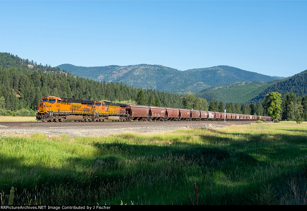 BNSF 6865